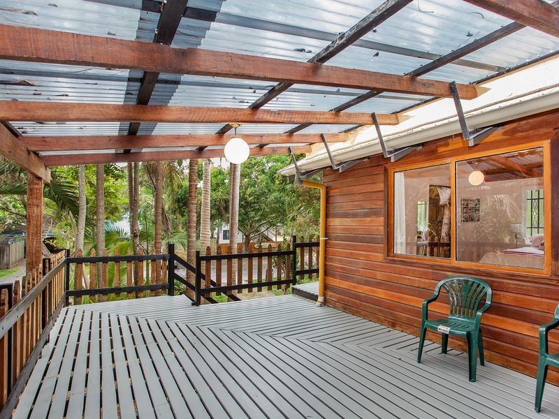 12 North Head Road, New Brighton NSW 2483