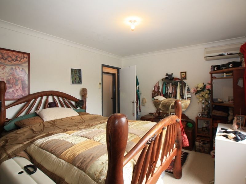 10/2 Arika Avenue, Ocean Shores NSW 2483
