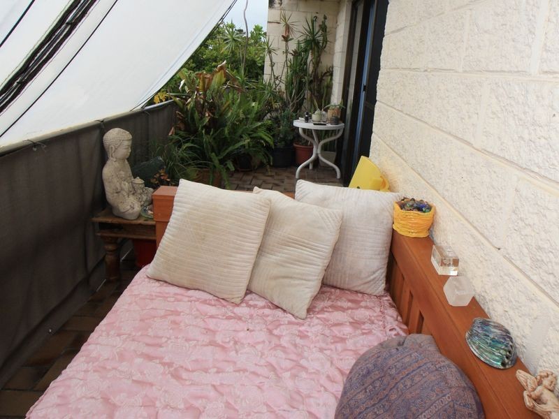 10/2 Arika Avenue, Ocean Shores NSW 2483