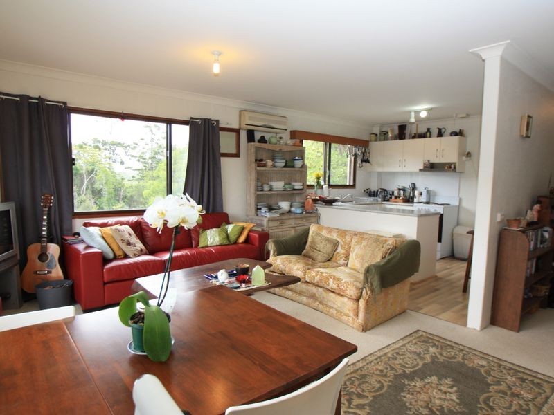10/2 Arika Avenue, Ocean Shores NSW 2483