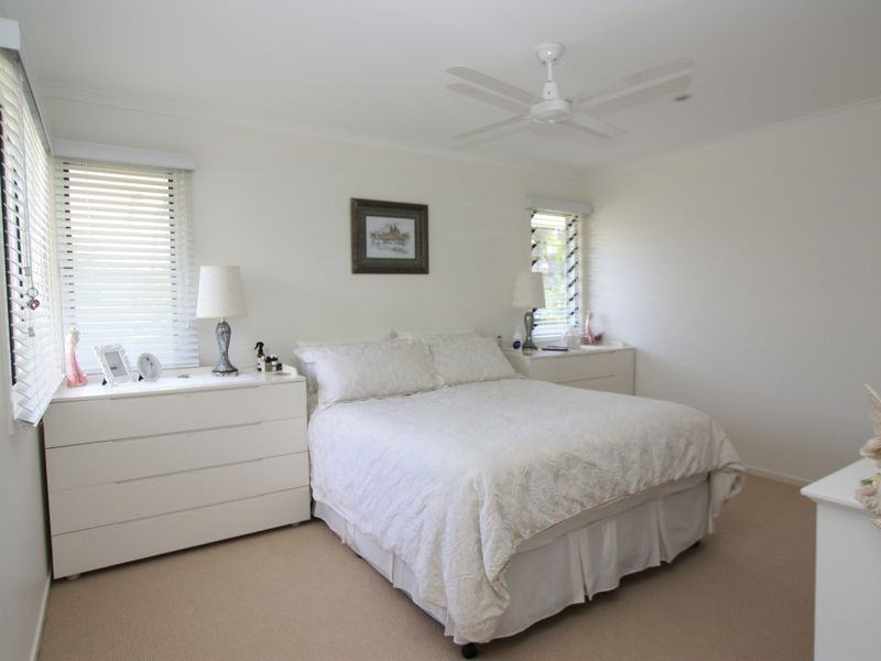14 Strand Avenue, New Brighton NSW 2483