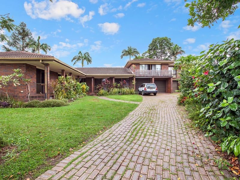 22 Natan Court, Ocean Shores NSW 2483