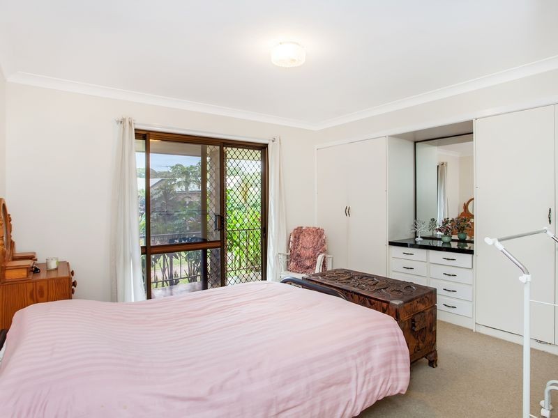 22 Natan Court, Ocean Shores NSW 2483