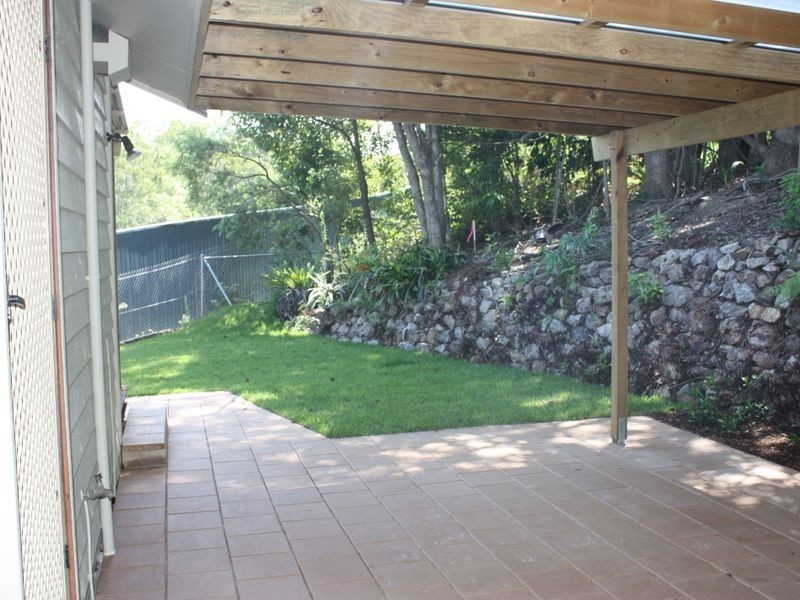 7 Arika Avenue, Ocean Shores NSW 2483