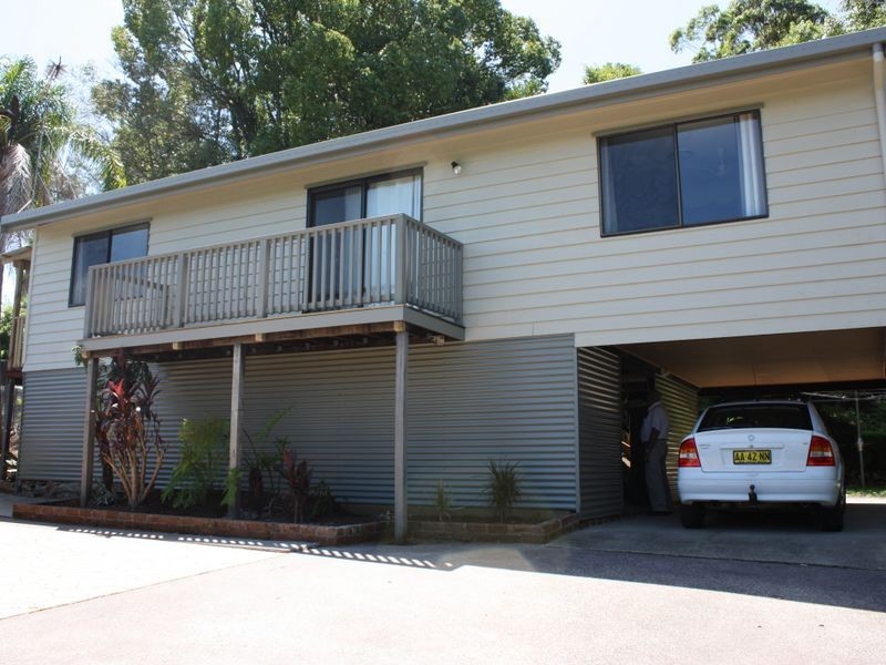 7 Arika Avenue, Ocean Shores NSW 2483