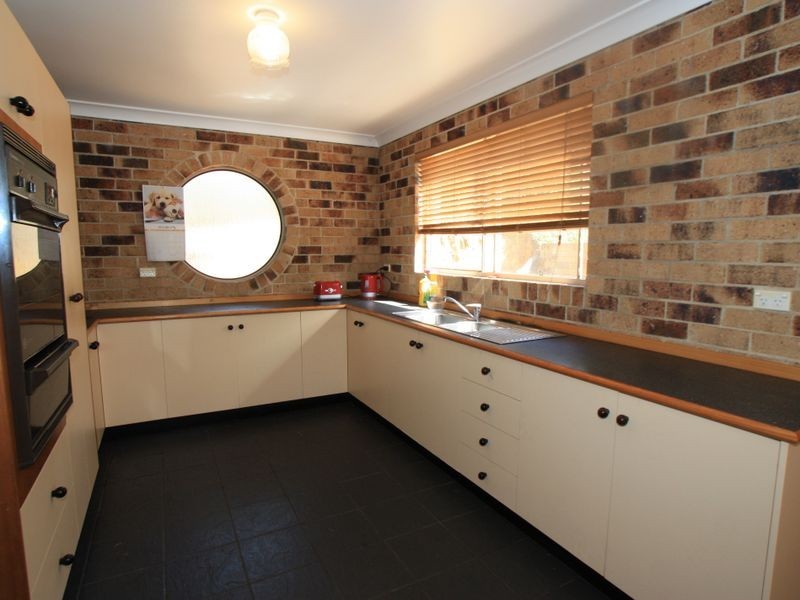61 Balemo Drive, Ocean Shores NSW 2483