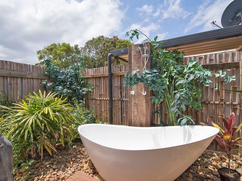 54 Narooma Drive, Ocean Shores NSW 2483