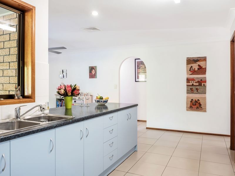 39 Narooma Drive, Ocean Shores NSW 2483