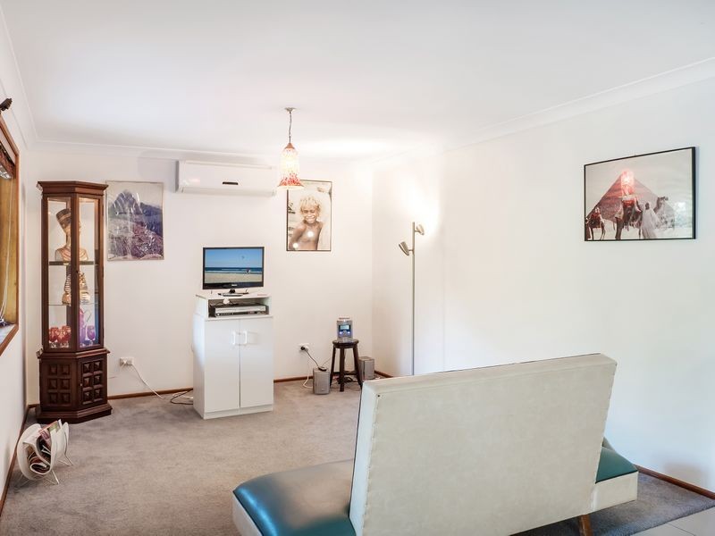 39 Narooma Drive, Ocean Shores NSW 2483