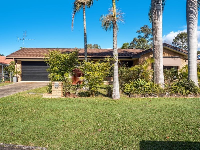 39 Narooma Drive, Ocean Shores NSW 2483