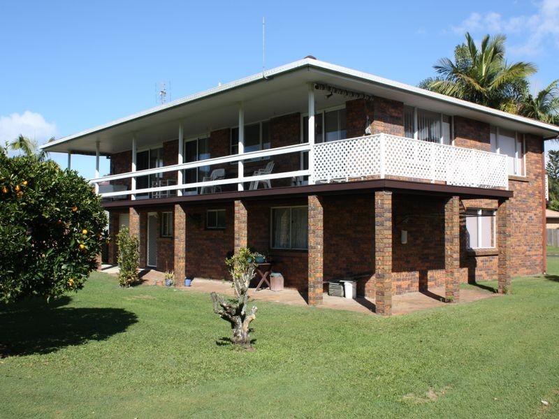 8 Kiah Close, Ocean Shores NSW 2483