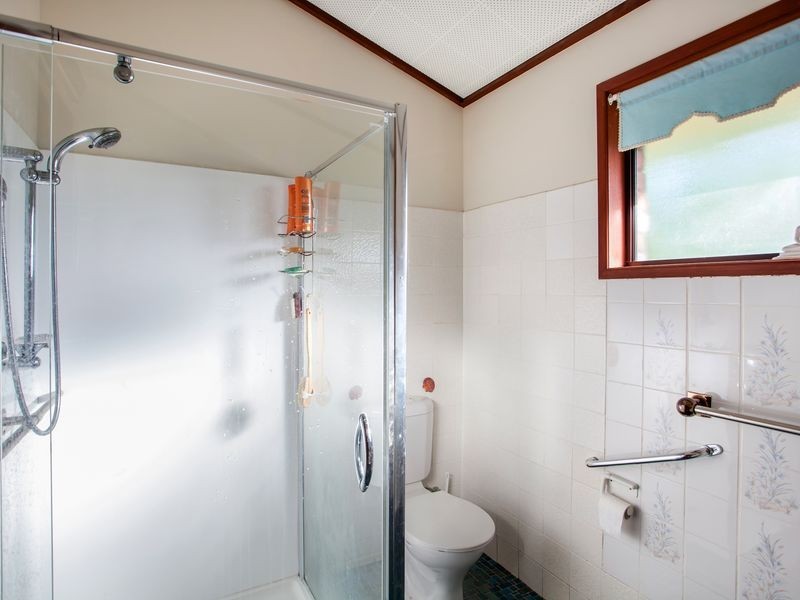 15 Woggoon Terrace, Ocean Shores NSW 2483