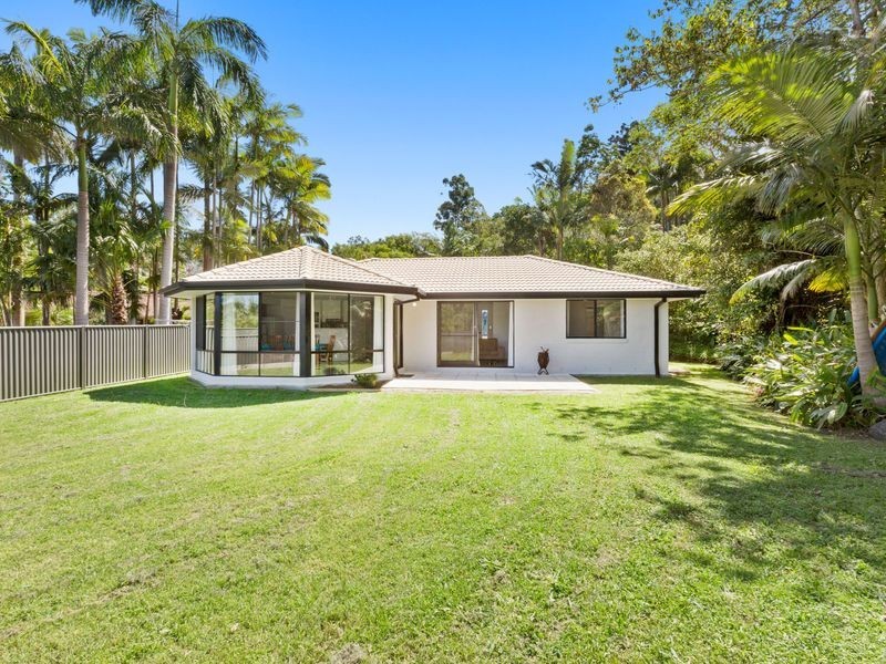 6 Gira Place, Ocean Shores NSW 2483