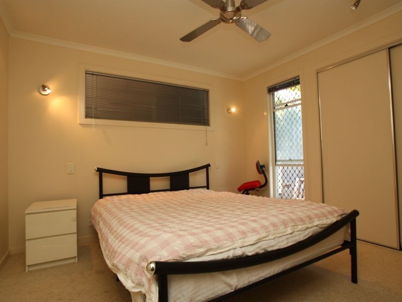 9 Mia Court, Ocean Shores NSW 2483