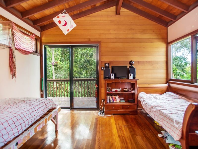 1 Oola Place, Ocean Shores NSW 2483