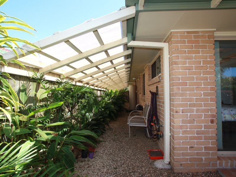 40 Kallaroo Circuit, Ocean Shores NSW 2483