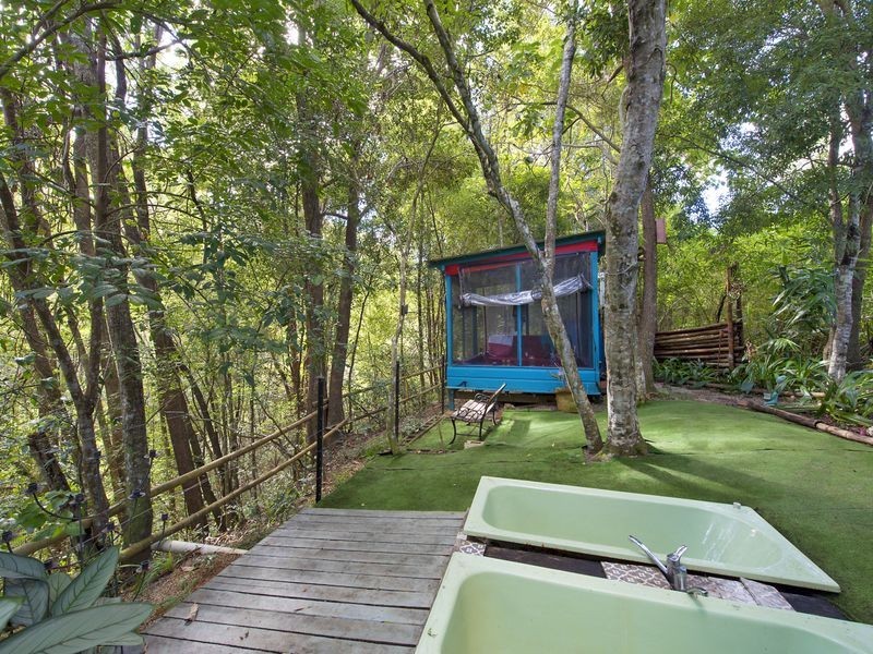 2431 Coolamon Scenic Drive, Ocean Shores NSW 2483