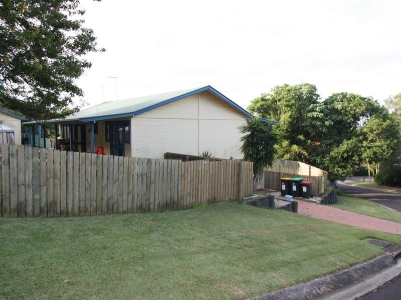 4 Jarrah Crescent, Ocean Shores NSW 2483
