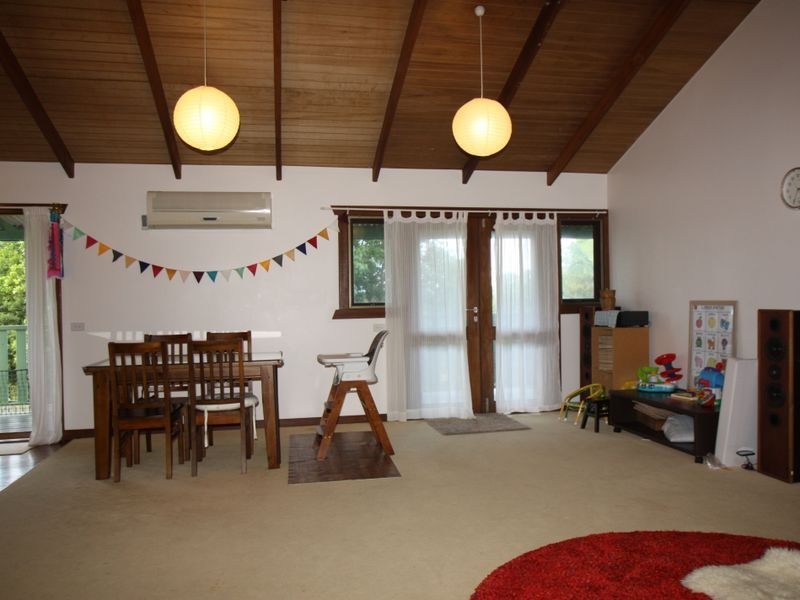 4 Jarrah Crescent, Ocean Shores NSW 2483