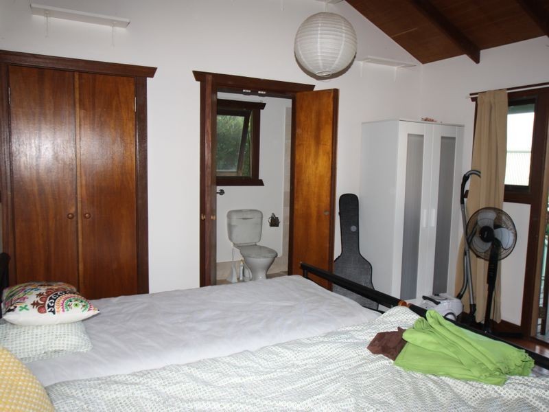 4 Jarrah Crescent, Ocean Shores NSW 2483