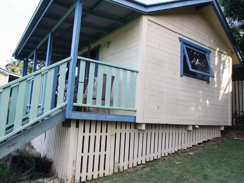 4 Jarrah Crescent, Ocean Shores NSW 2483