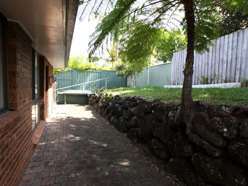 24 Bulgoon, Ocean Shores NSW 2483