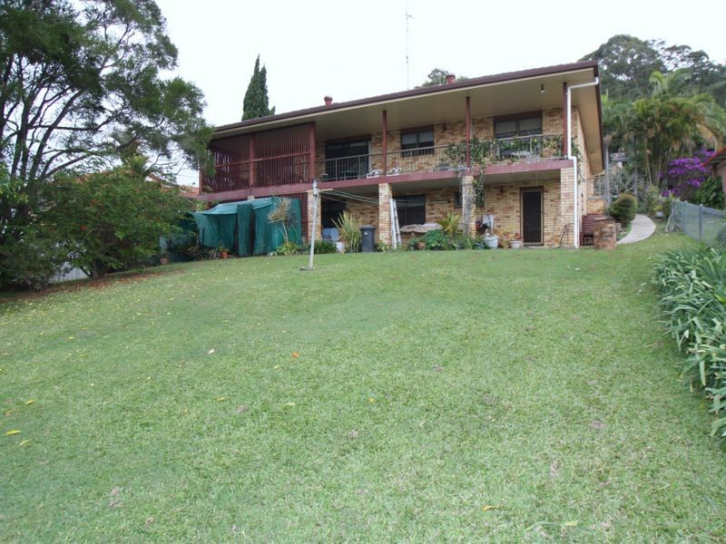 32 Yamble Drive, Ocean Shores NSW 2483