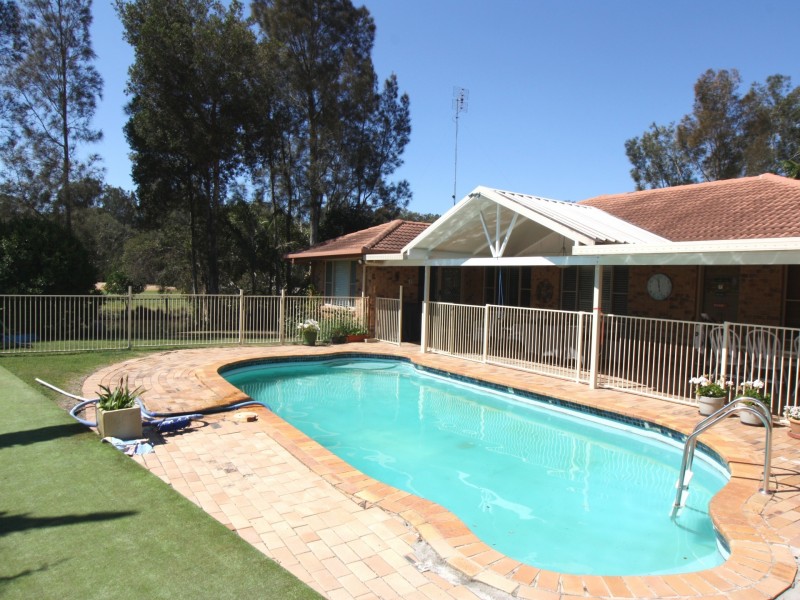 96 Balemo Drive, Ocean Shores NSW 2483