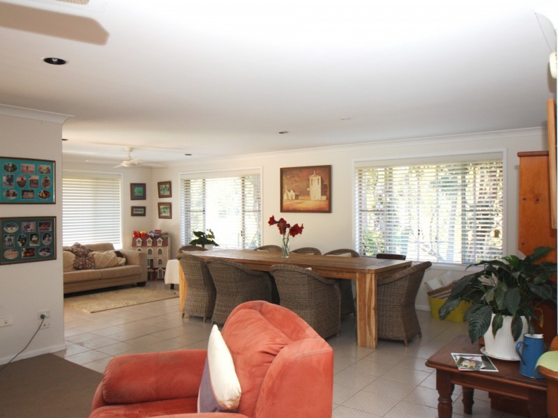 96 Balemo Drive, Ocean Shores NSW 2483