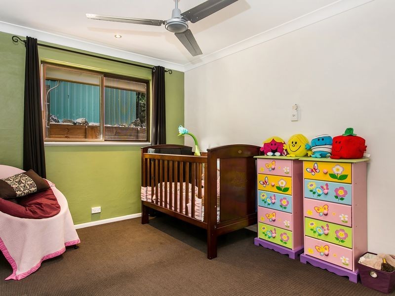 12 Mundurra Avenue, Ocean Shores NSW 2483