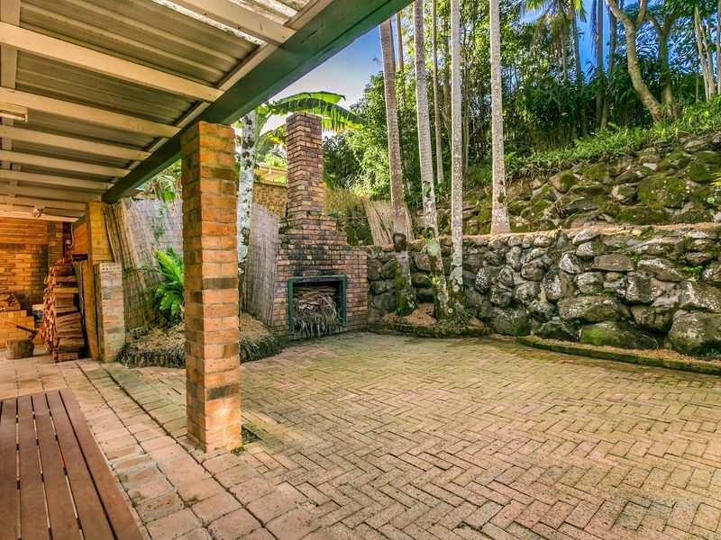 12 Mundurra Avenue, Ocean Shores NSW 2483