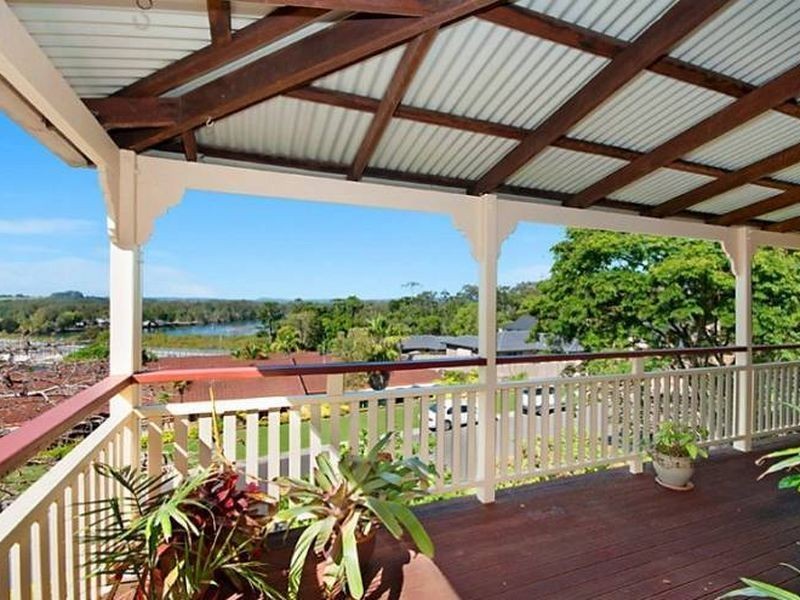 11 Bian Court, Ocean Shores NSW 2483