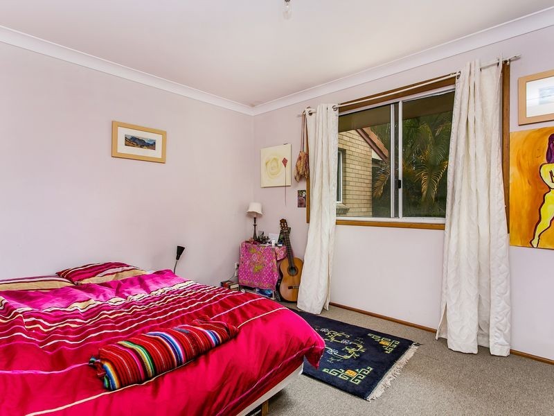 12 Gloria Street, South Golden Beach NSW 2483