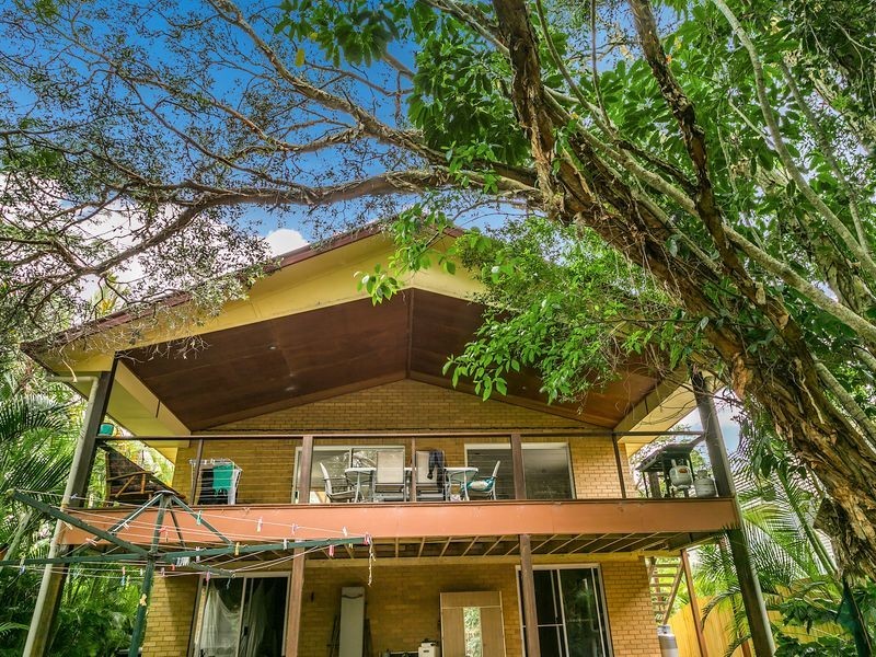 12 Gloria Street, South Golden Beach NSW 2483