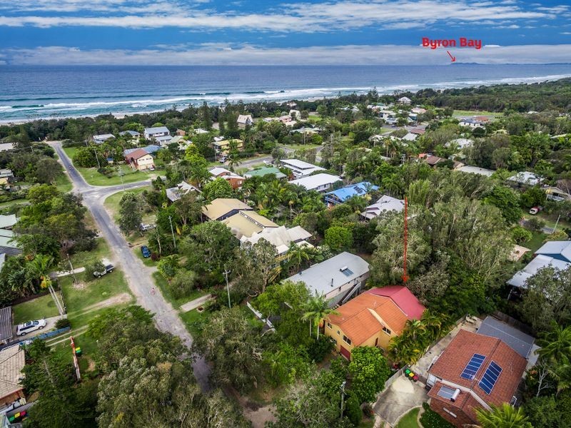 12 Gloria Street, South Golden Beach NSW 2483