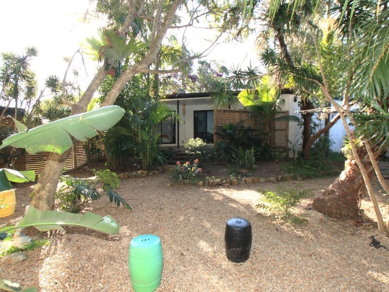 8 Berrimbillah Court, South Golden Beach NSW 2483