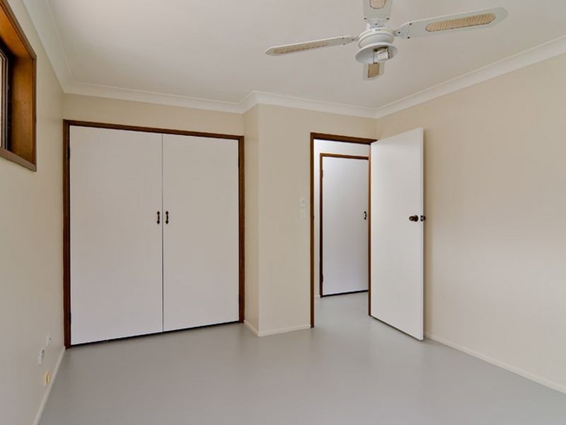 2 Inderwong Avenue, Ocean Shores NSW 2483