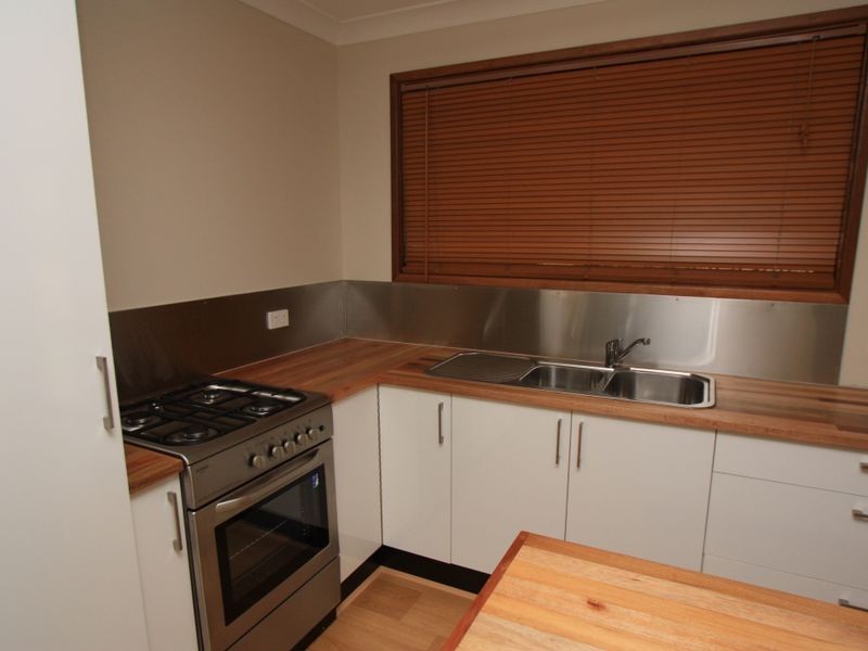 2 Inderwong Avenue, Ocean Shores NSW 2483