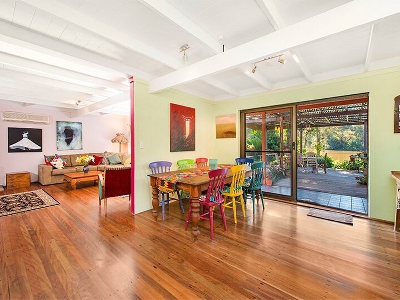 122 Balemo Drive, Ocean Shores NSW 2483