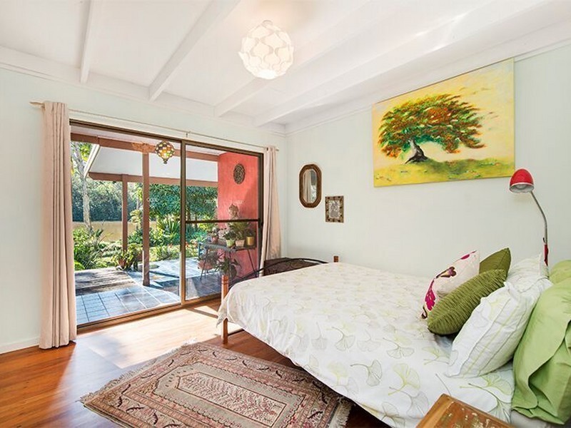 122 Balemo Drive, Ocean Shores NSW 2483