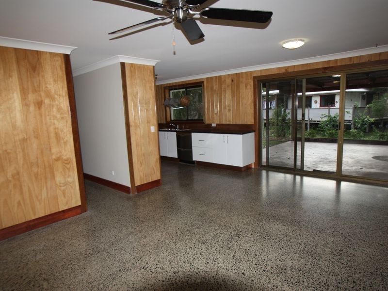 1 Gooloo Court, Ocean Shores NSW 2483