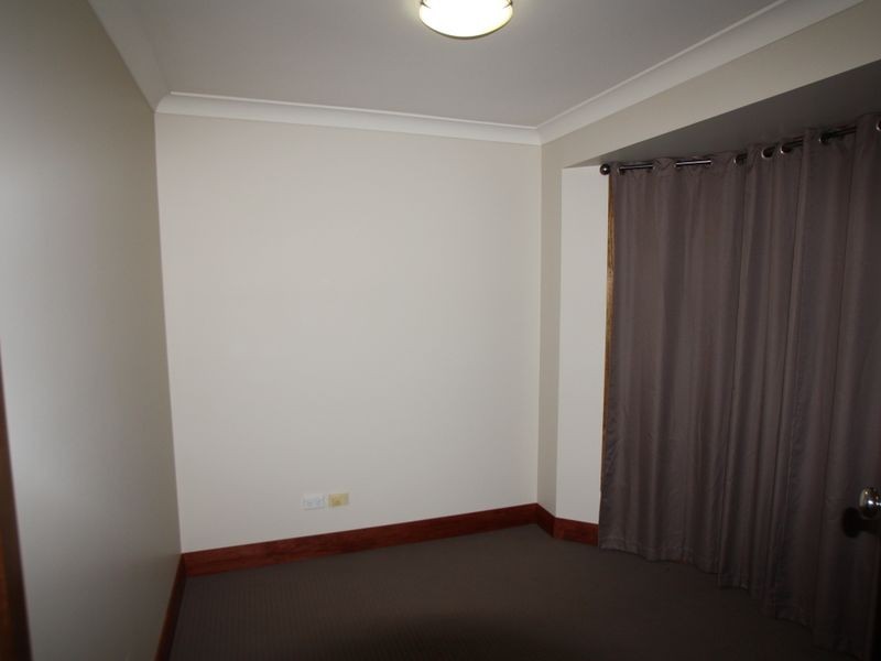 1 Gooloo Court, Ocean Shores NSW 2483