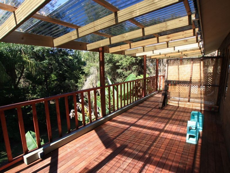 2 Gin Gin Crescent, Ocean Shores NSW 2483