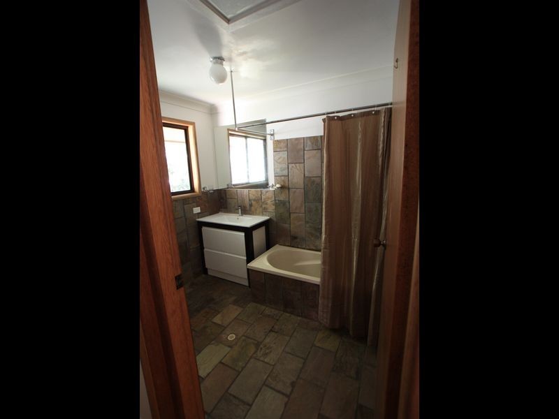 2 Gin Gin Crescent, Ocean Shores NSW 2483