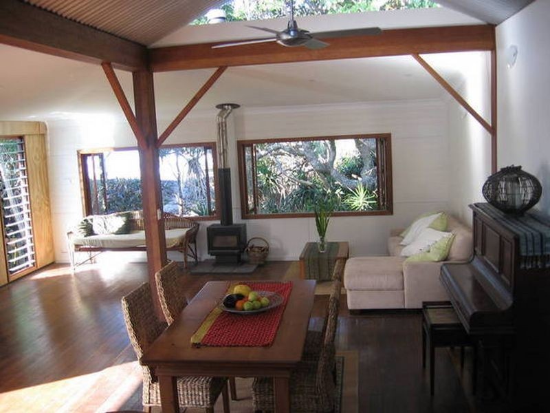 8 River Street, New Brighton NSW 2483