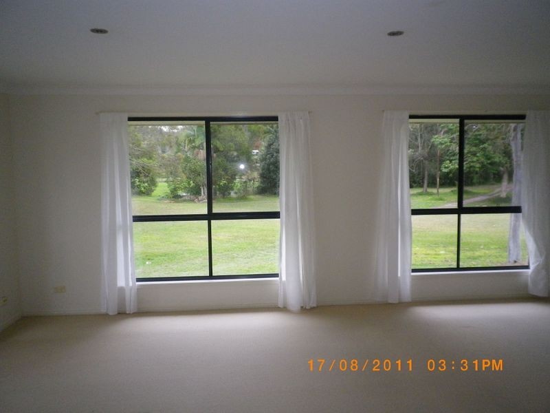 4 Tindara Avenue, Ocean Shores NSW 2483