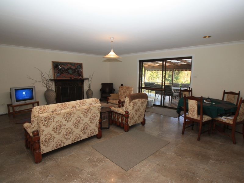 22 Natan Court, Ocean Shores NSW 2483