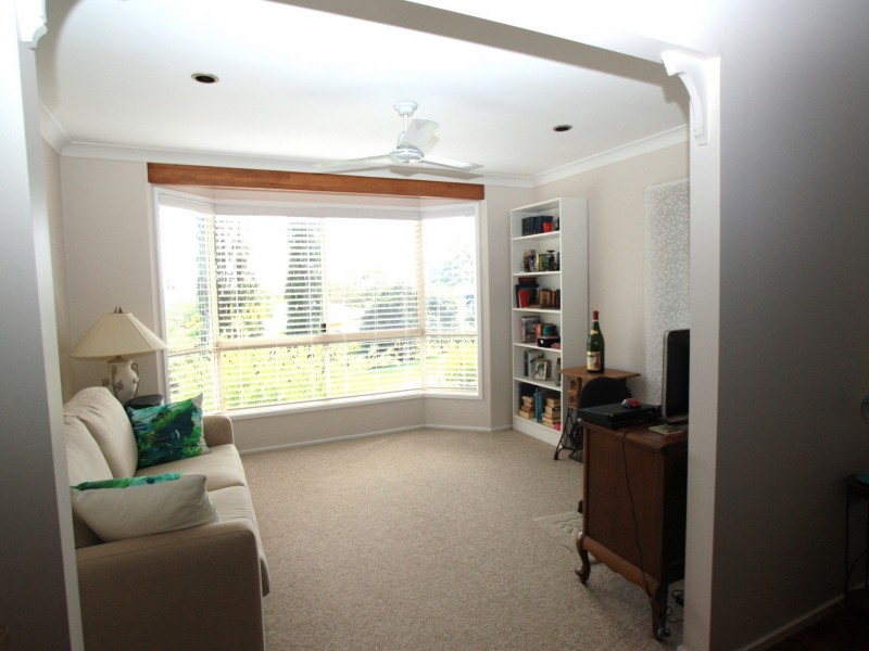 3 Coomburra Crescent, Ocean Shores NSW 2483