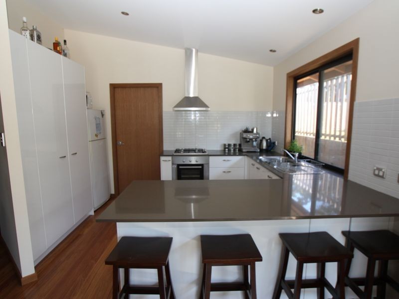 7 Shara Boulevarde, Ocean Shores NSW 2483