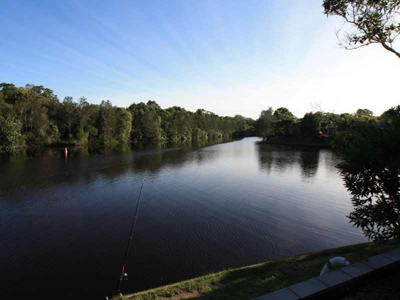 22B Natan Court, Ocean Shores NSW 2483